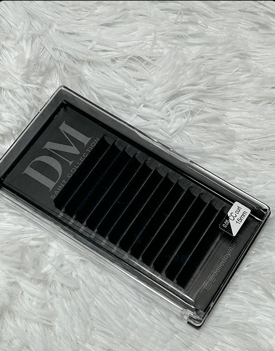 Lash Trays D Curl